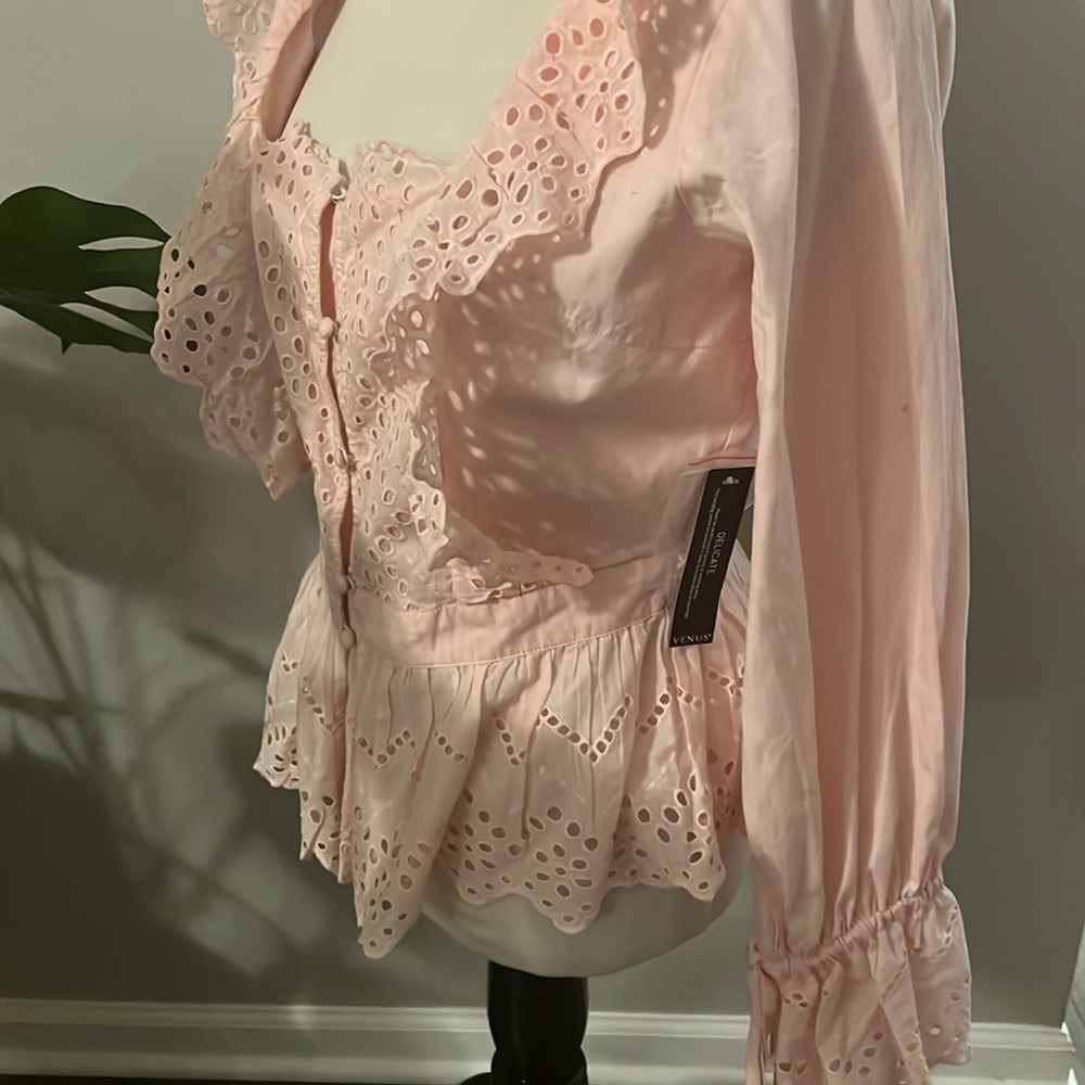 Eyelit Ruffle Corset Blouse 🌸 BNWT